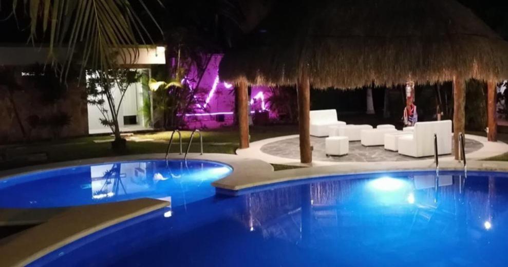 Quinta Punta Sam Villa Cancun Exterior photo